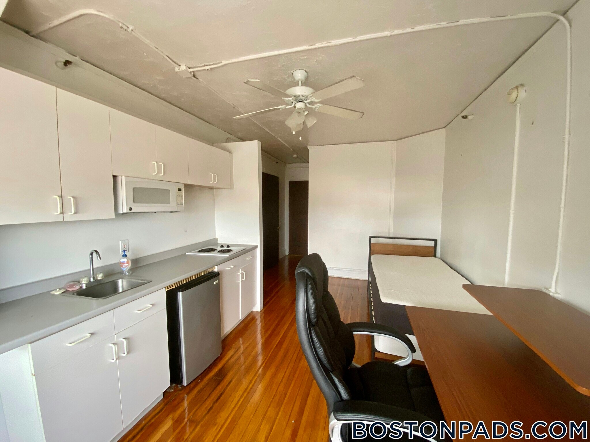 Building Photo - 91 Westland Ave
