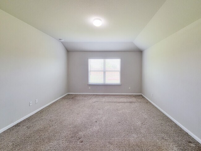 Building Photo - 29614 Breakwater Dr