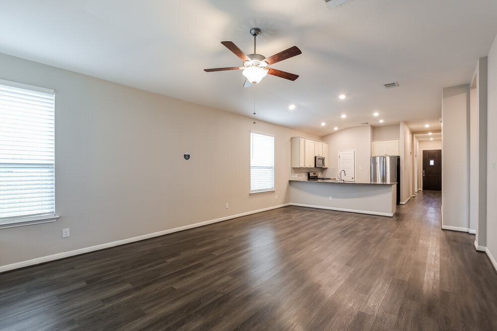Building Photo - 13338 Badlands Bnd