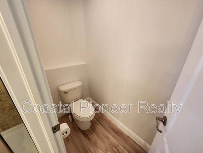Building Photo - 11404 Holmbridge Ln