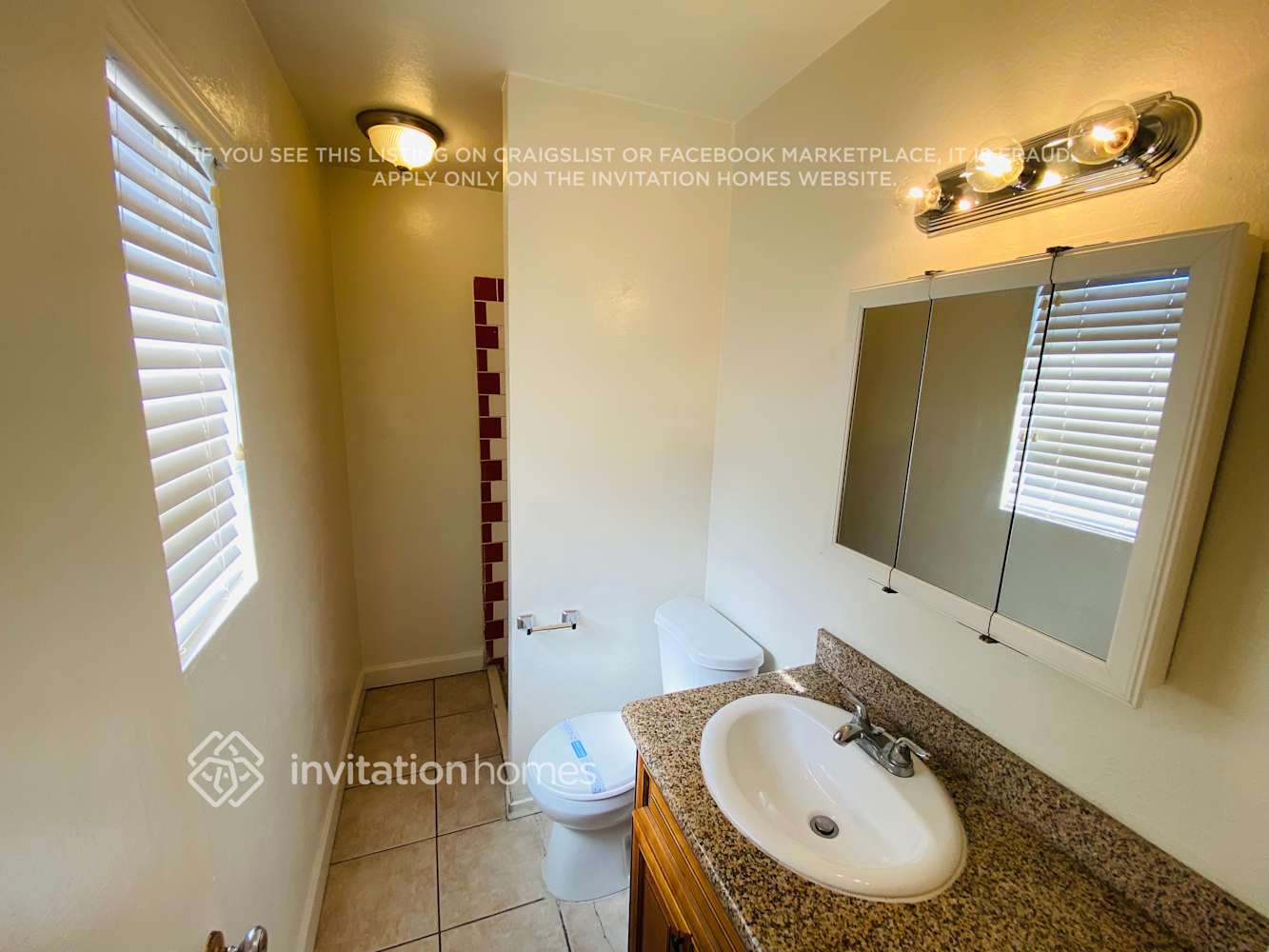 Building Photo - 3735 W Rose Ln