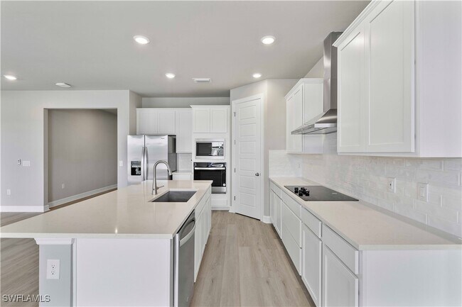 Building Photo - 16420 Seven Lks Ave