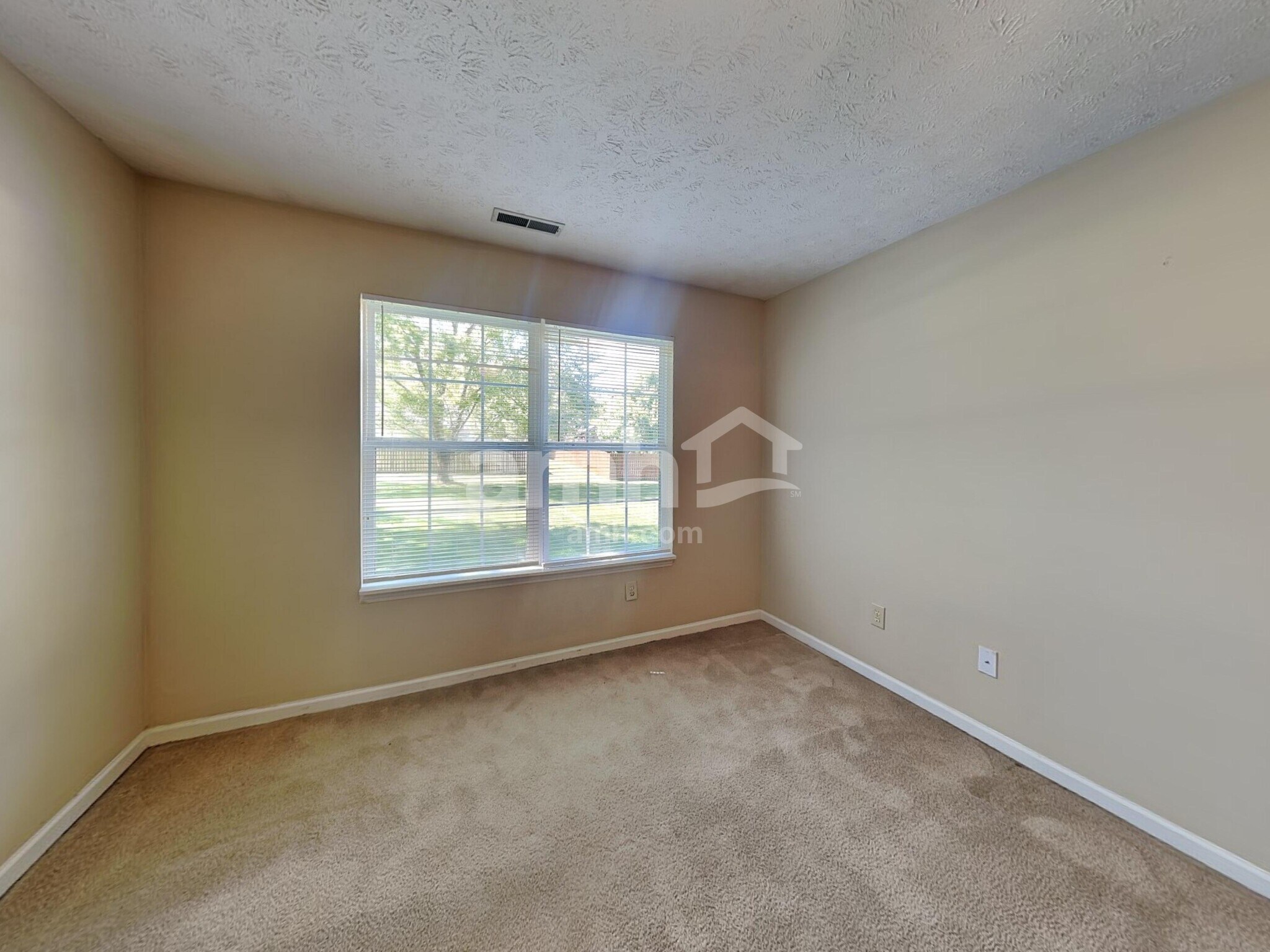 Building Photo - 13260 Golden Ash Ct