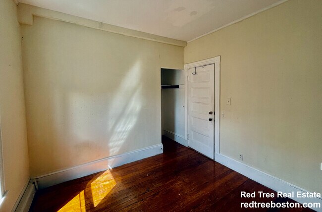 Building Photo - 3 Washburn Terrace
