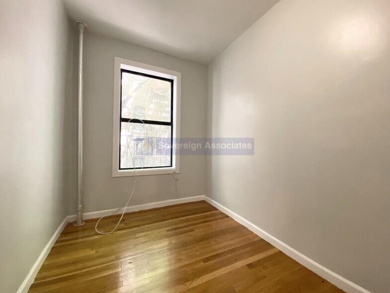 Building Photo - 539 W 156th St