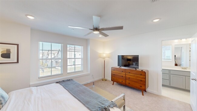 Building Photo - 2942 ELLE DR