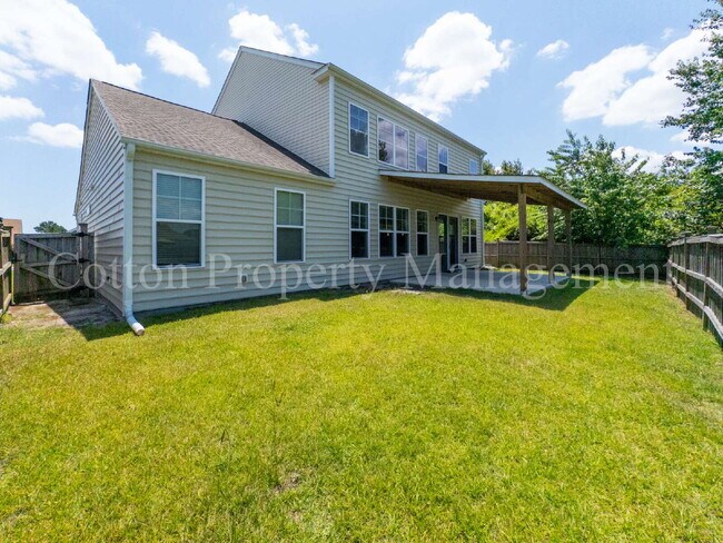 Building Photo - 7445 Darius Dr