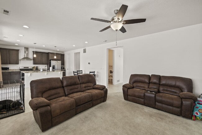 Building Photo - 3315 Bella Luna Dr