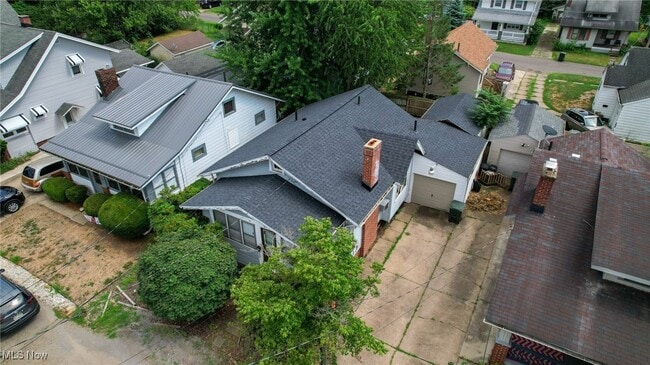 Building Photo - 1126 18th St NE