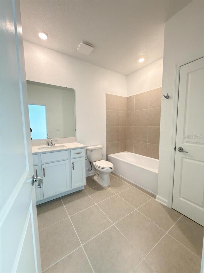 Building Photo - 2509 Spring Tune Aly