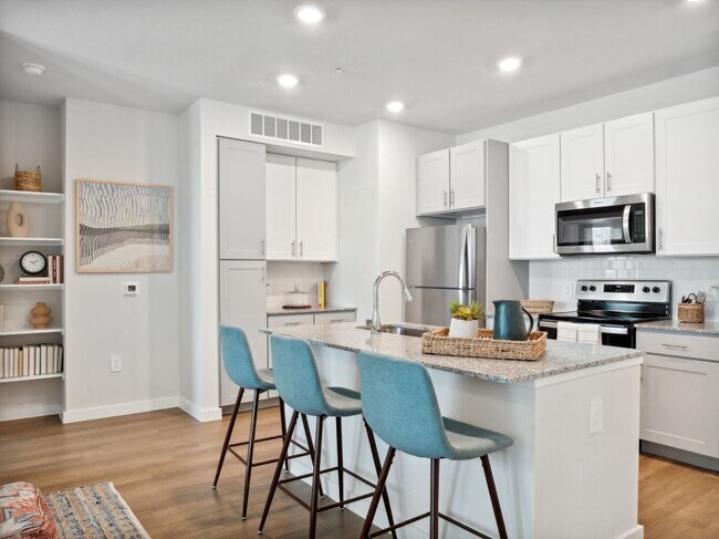 Primary Photo - 23100 Clay Rd