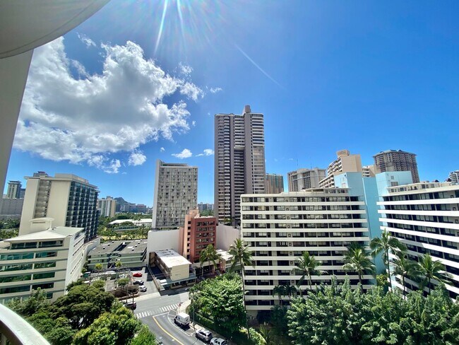 Building Photo - RENOVATED 2 bedroom, 2 bathroom at Waipuna...