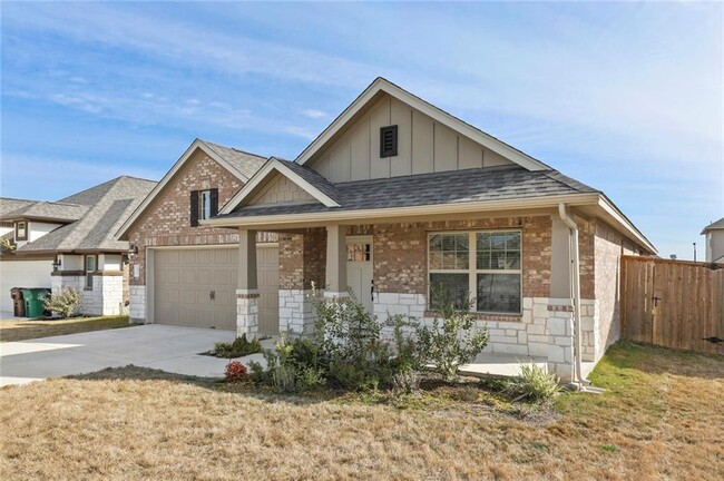 Building Photo - 2913 Consuelo Wy