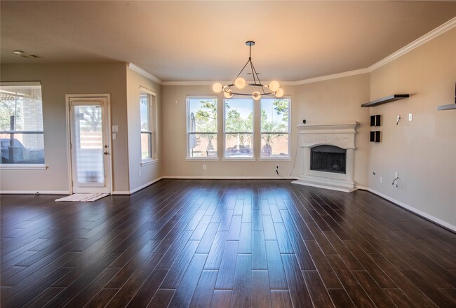 Building Photo - 2802 Silhouette Bay Dr