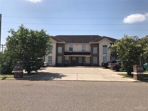 Building Photo - 13 W Omni Ave