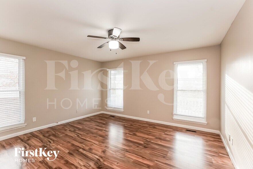 Building Photo - 181 Whitehall Dr