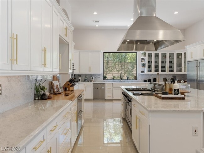 Building Photo - 190 Inveraray Ct