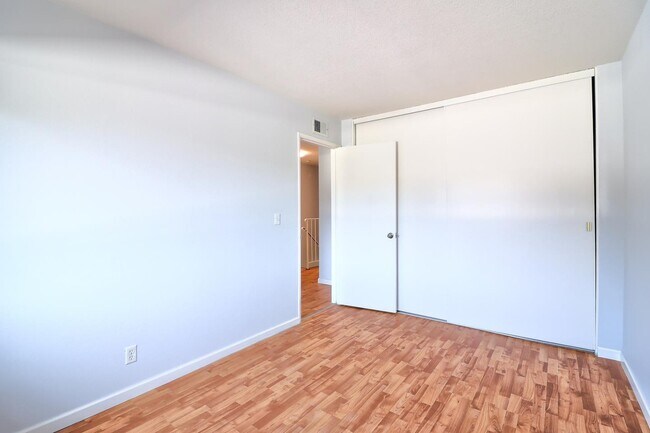 Building Photo - 891 Beaver Creek Way