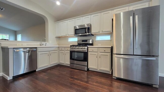 Building Photo - 374 Sampson