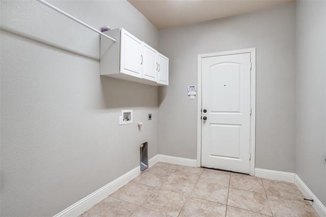 Building Photo - 3303 Robin Trl