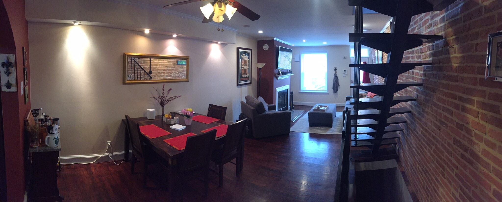 Living Room/Dining Area - 903 S Bouldin St