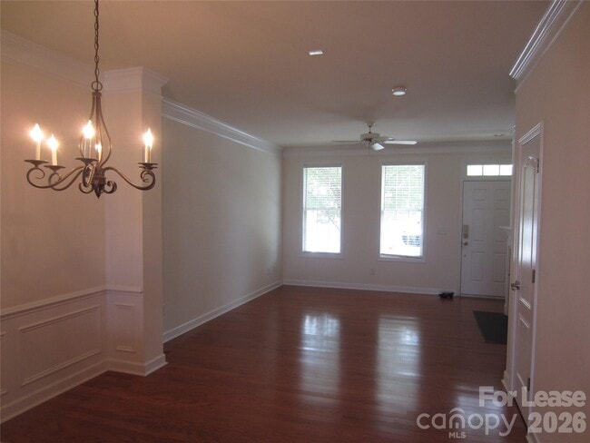 Building Photo - 216 Welton Way