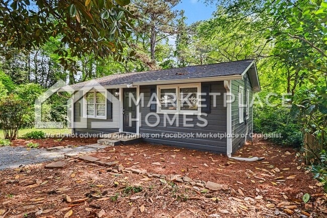 Building Photo - 5944 Gum Dr SE