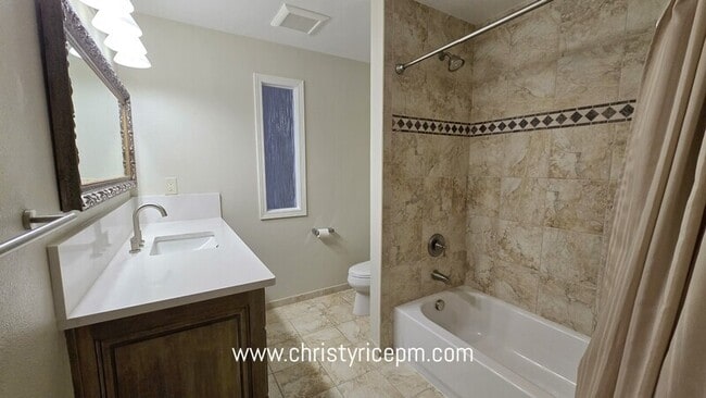 Building Photo - 395 101st Ave SE