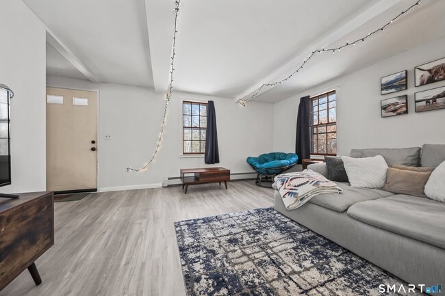 Building Photo - 62 Church St