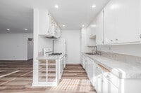 Interior Photo - 5917 Buffalo Ave