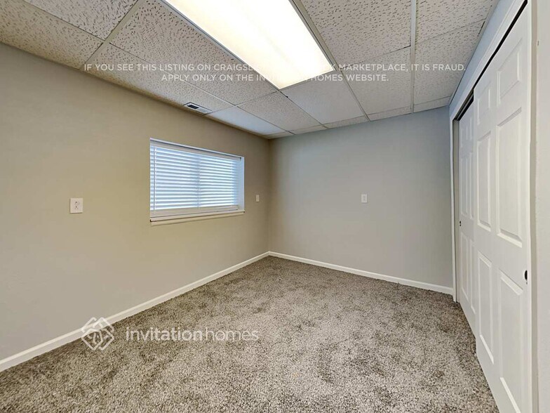 Building Photo - 1875 Leoti Dr