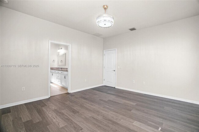 Building Photo - 8197 Hanoverian Dr