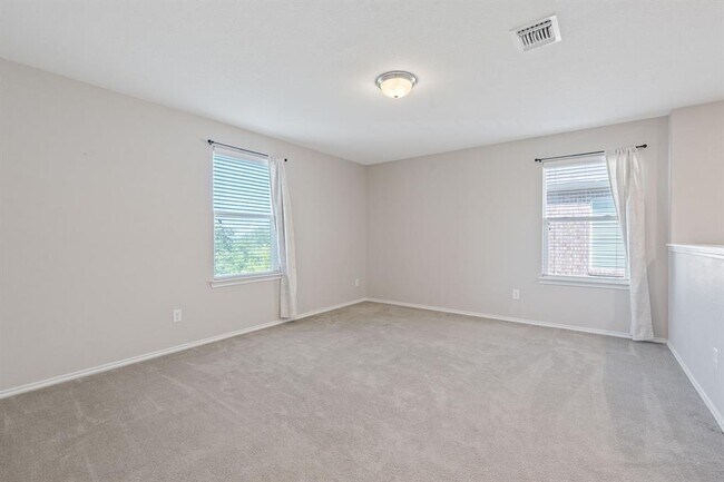 Building Photo - 476 Sheepshank Dr