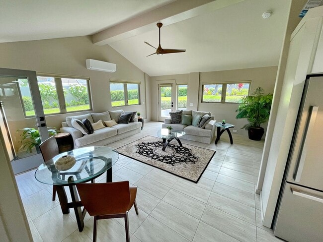 Building Photo - Experience Island Living in a Renovated 2-...