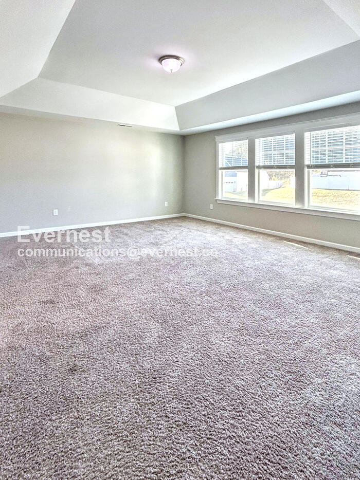 Building Photo - 248 Pilot Bluff Dr