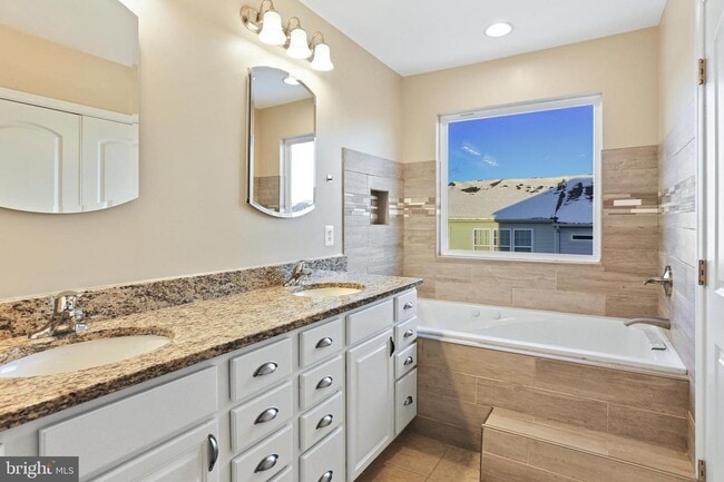 Building Photo - Hanover, MD