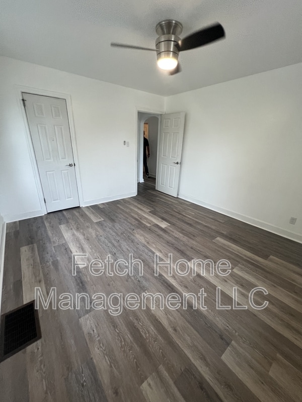 Building Photo - 2861 Horseshoe Pike