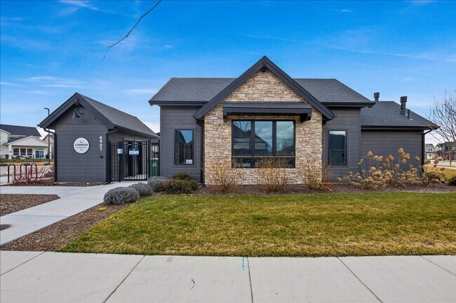 Building Photo - 4 Bedroom, 2 Bath home in Beautiful Meridian with SO MANY upgrades and perks throughout!  You don...