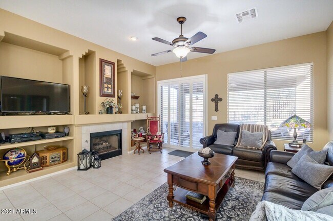 Building Photo - 10474 E Morning Star Dr