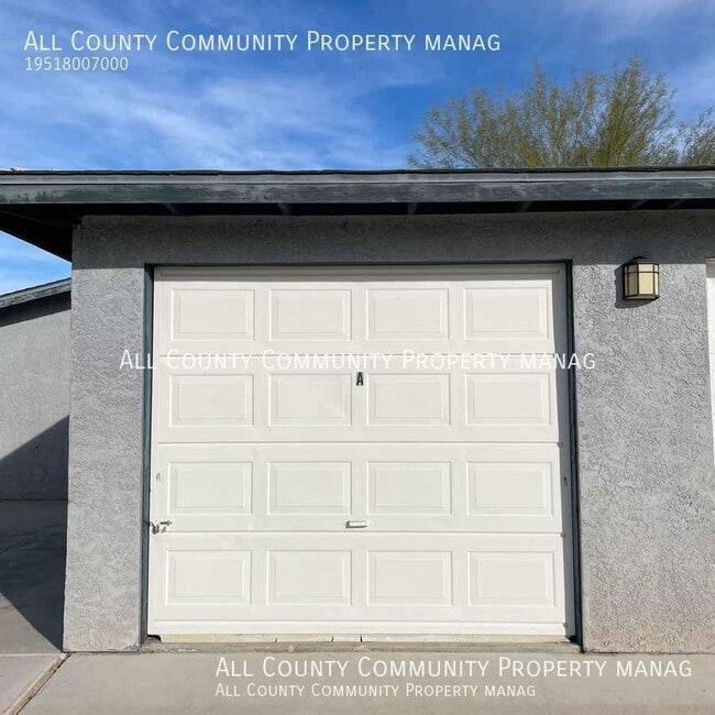 Building Photo - 73856 Sunnyvale Dr