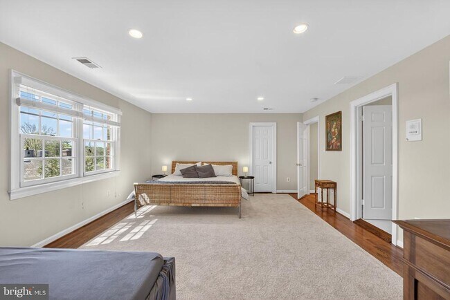 Building Photo - 5115 Cape Cod Ct