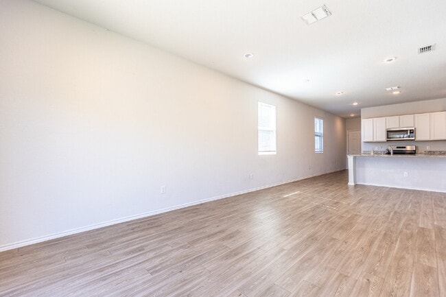 Building Photo - 5823 Hematite Rim