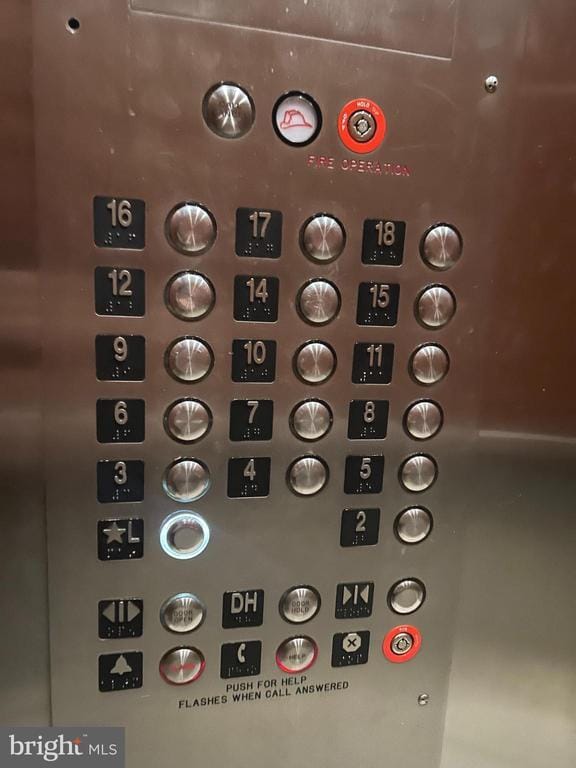 Building Photo - 2101 Chestnut St