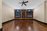 Building Photo - 109 Cedar St