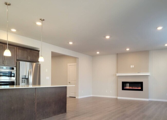 Building Photo - The Bridgewater house in Bothell