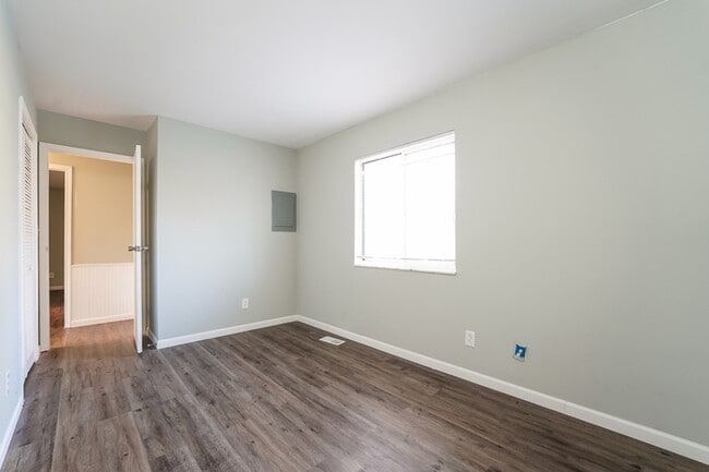 Building Photo - 2996 Perinton Pl