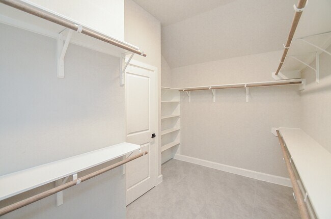 Building Photo - 18426 Bluebird Br Ln