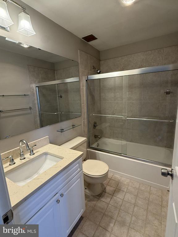 Building Photo - 1325 13th St NW