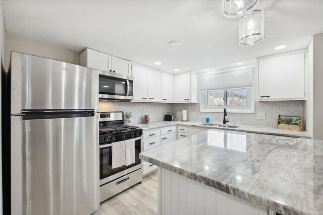 Building Photo - 2bd/1bth Apartment Condo in Aurora