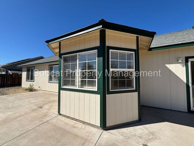 Building Photo - 2963 Hot Springs Dr